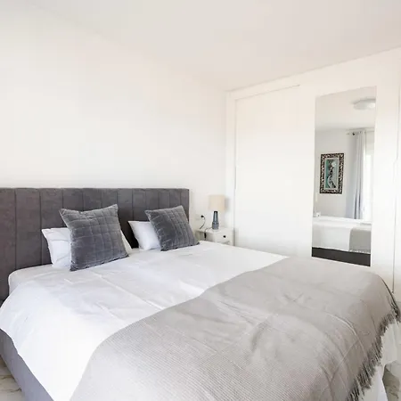 Apartment Beachside Getaway In Puerto Banus 3-bedroom In Playa Rocio Marbella